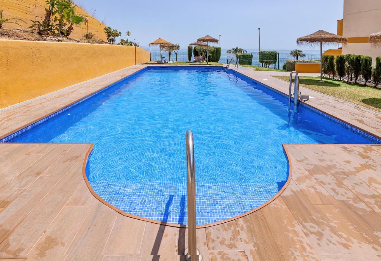 Sea Views Carvajal Apartman Benalmádena Kültér fotó